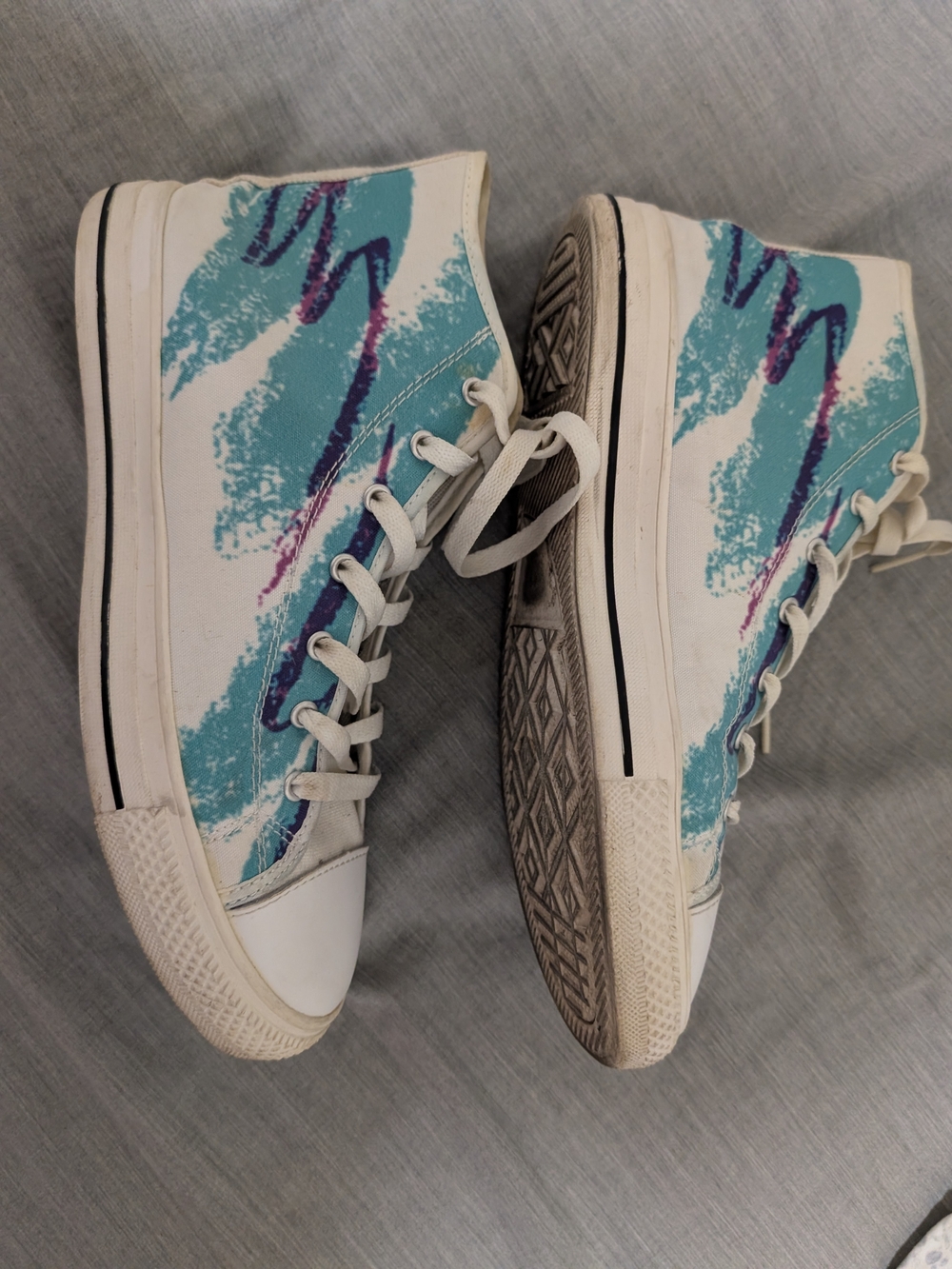 Canvas High-Top Sneakers in Teal & Purple Vaporwave style - Women 9
